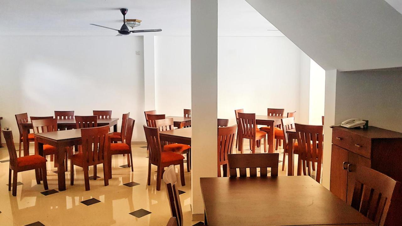 Livinya Holiday Resort Kataragama Extérieur photo