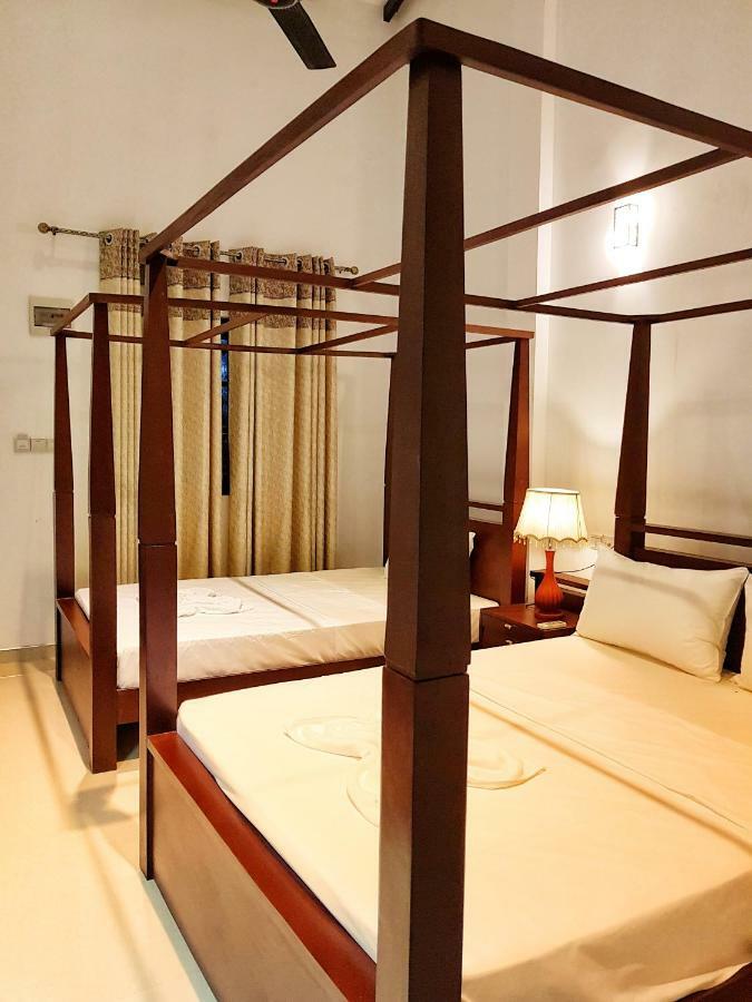Livinya Holiday Resort Kataragama Extérieur photo